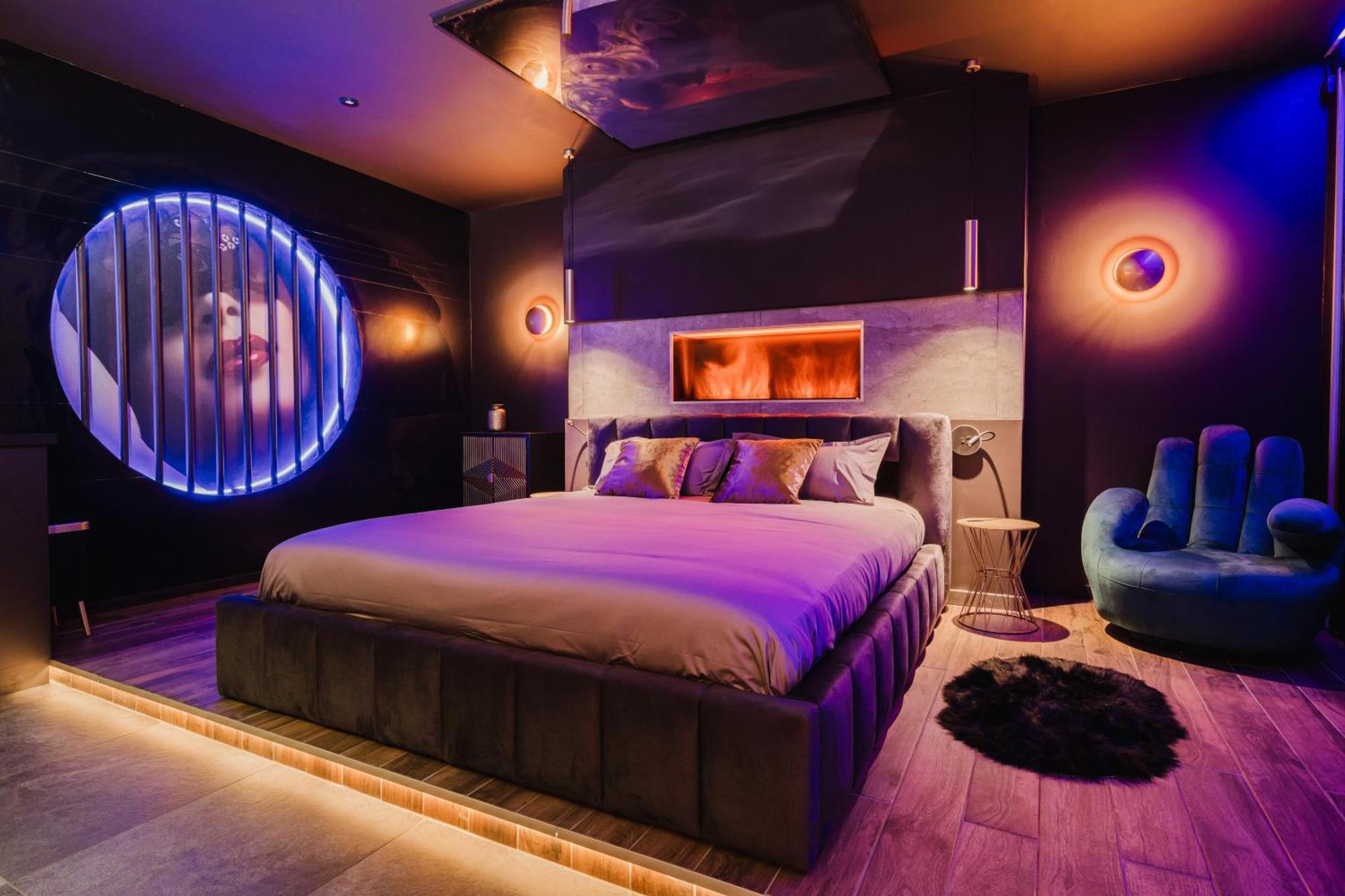 Les Private Places - Lit King Size Et Jacuzzi Prive Apartment