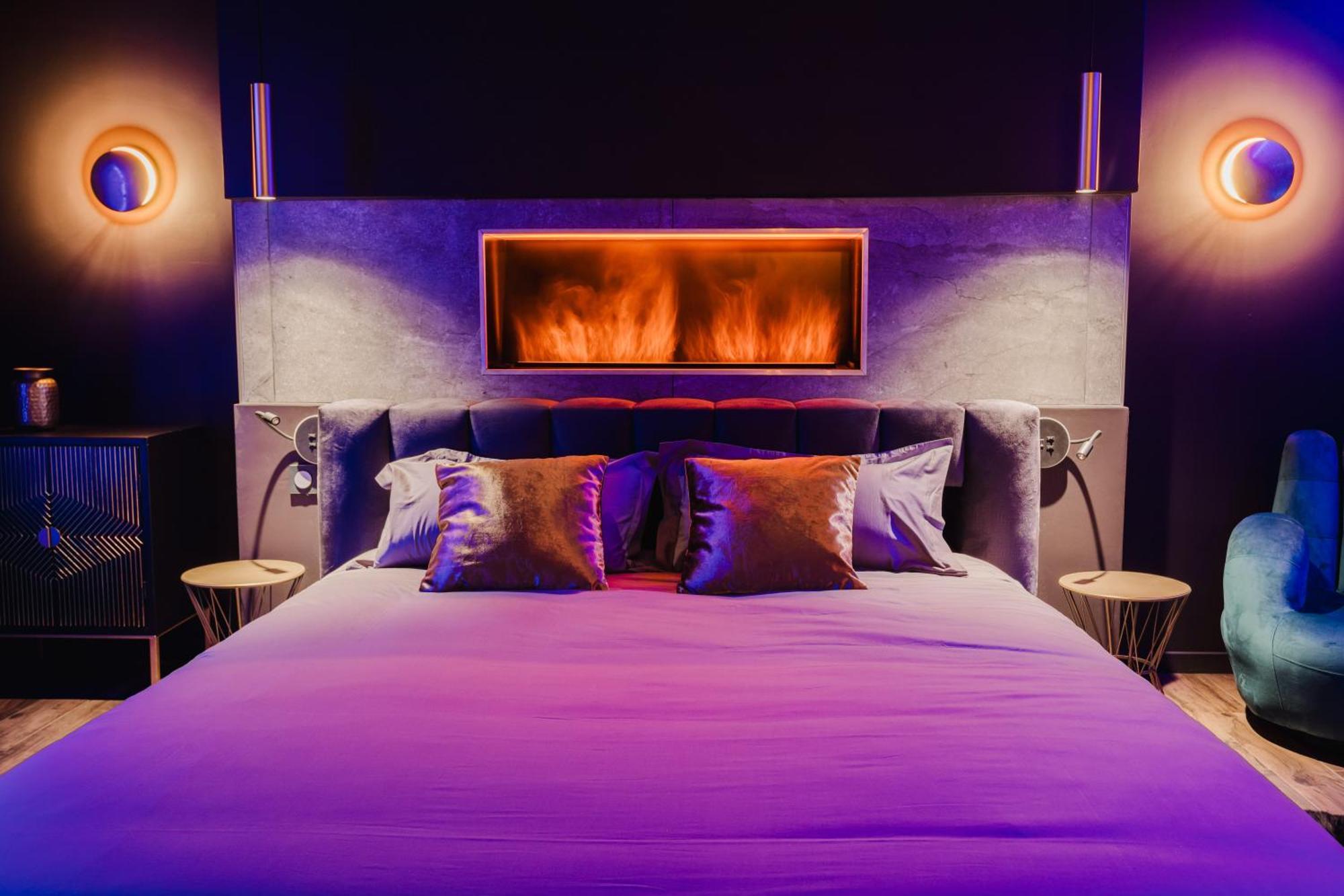 Les Private Places - Lit King Size Et Jacuzzi Prive *