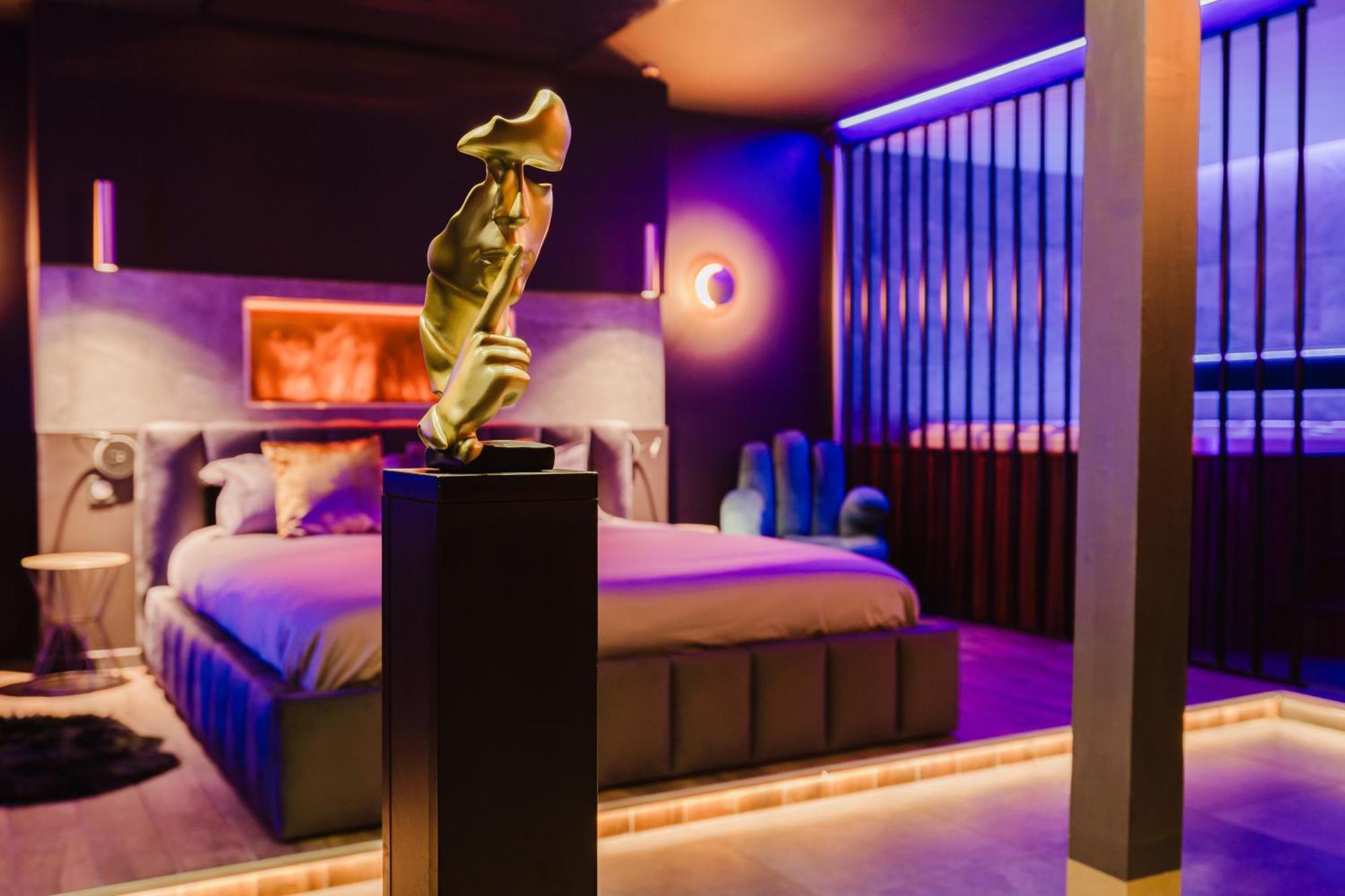 Les Private Places - Lit King Size Et Jacuzzi Prive * Orléans