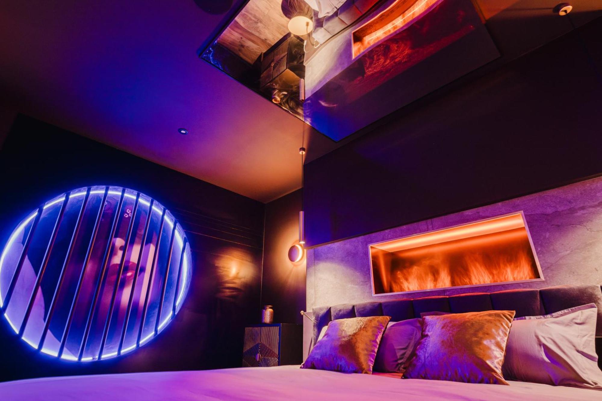 Apartment Les Private Places - Lit King Size Et Jacuzzi Prive Orléans